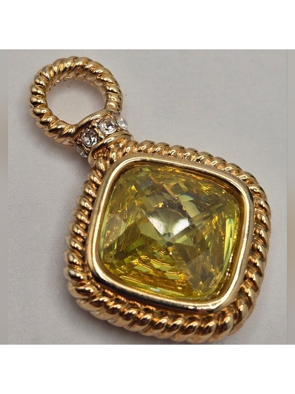 ✨2/$10✨ Square Green Gemstone Pendant Gold Tone Two Face